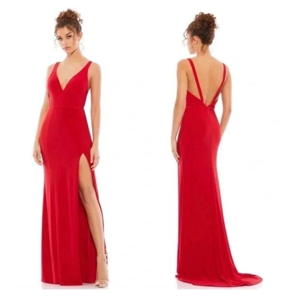 IEENA for Mac Duggal Red V-Neck Sleeveless Gown High Slit Formal Dress 25846